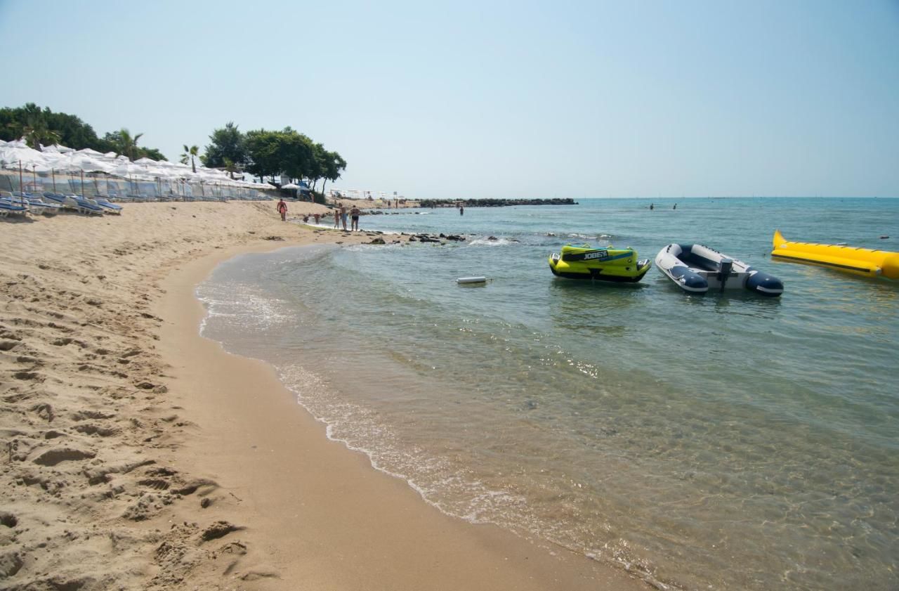 Курортные отели Nevis Resort & Aqua Park - All Inclusive Солнечный Берег-45